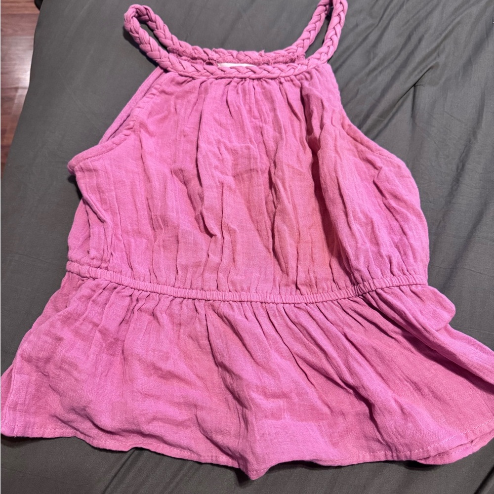 Dusty Ross pink linen top so cute and beachy for summer